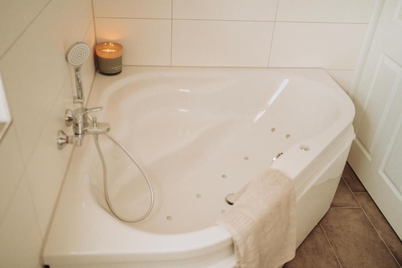 Malerisch Am See Mit Kamin, Sauna & Whirlpool 诺德霍恩 外观 照片